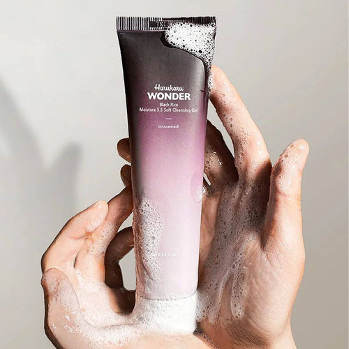 HARUHARU WONDER - BLACK RICE MOISTURE 5.5 SOFT CLEANSING GEL