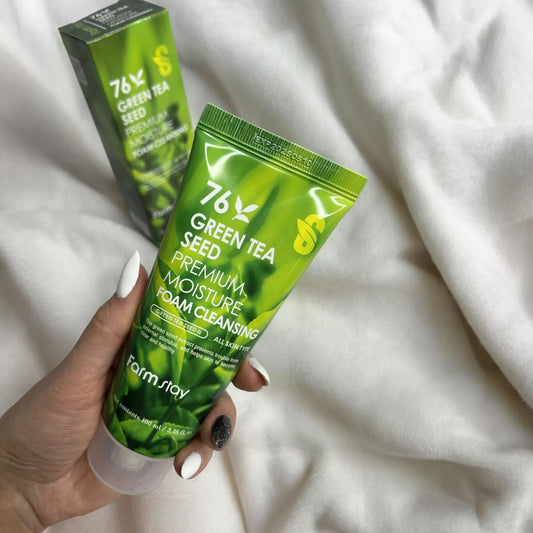 76 Green Tea Seed Premium Moisture Foam Cleansing - Farmstay