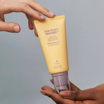 Black Rice Moisture AiryFit Daily Sunscreen SPF50+ PA++++ - haruharu wonder