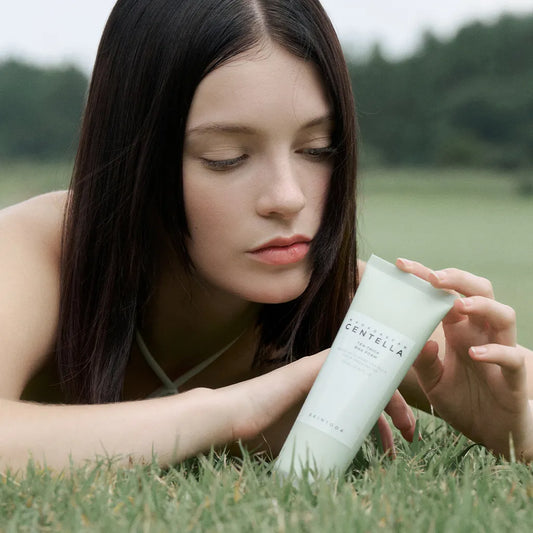 Madagascar Centella Tea-Trica BHA Foam - SKIN1004